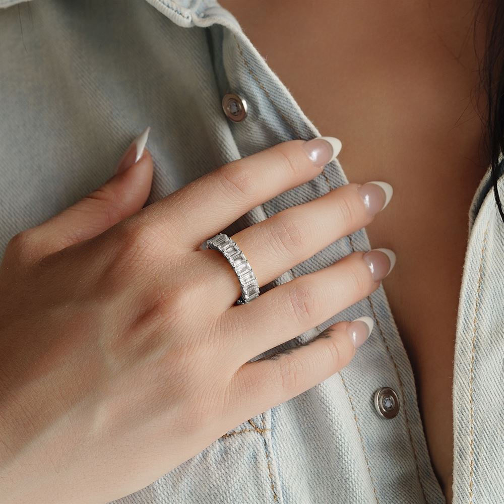 silver-vermeil-buttercup-baguette-eternity-ring-the-gold-goddess-womens-vermeil-collection