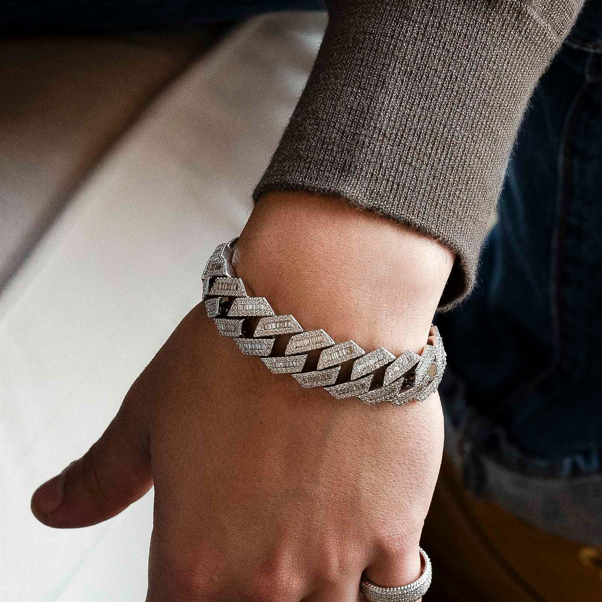 Diamond Cuban Straight Edge Baguette Bracelet (18 mm)