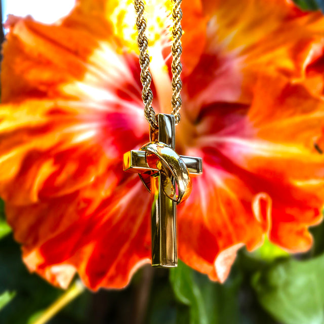 Circulum Gold Cross Necklace Pendant & Rope Gold Chain The Gold Goddess