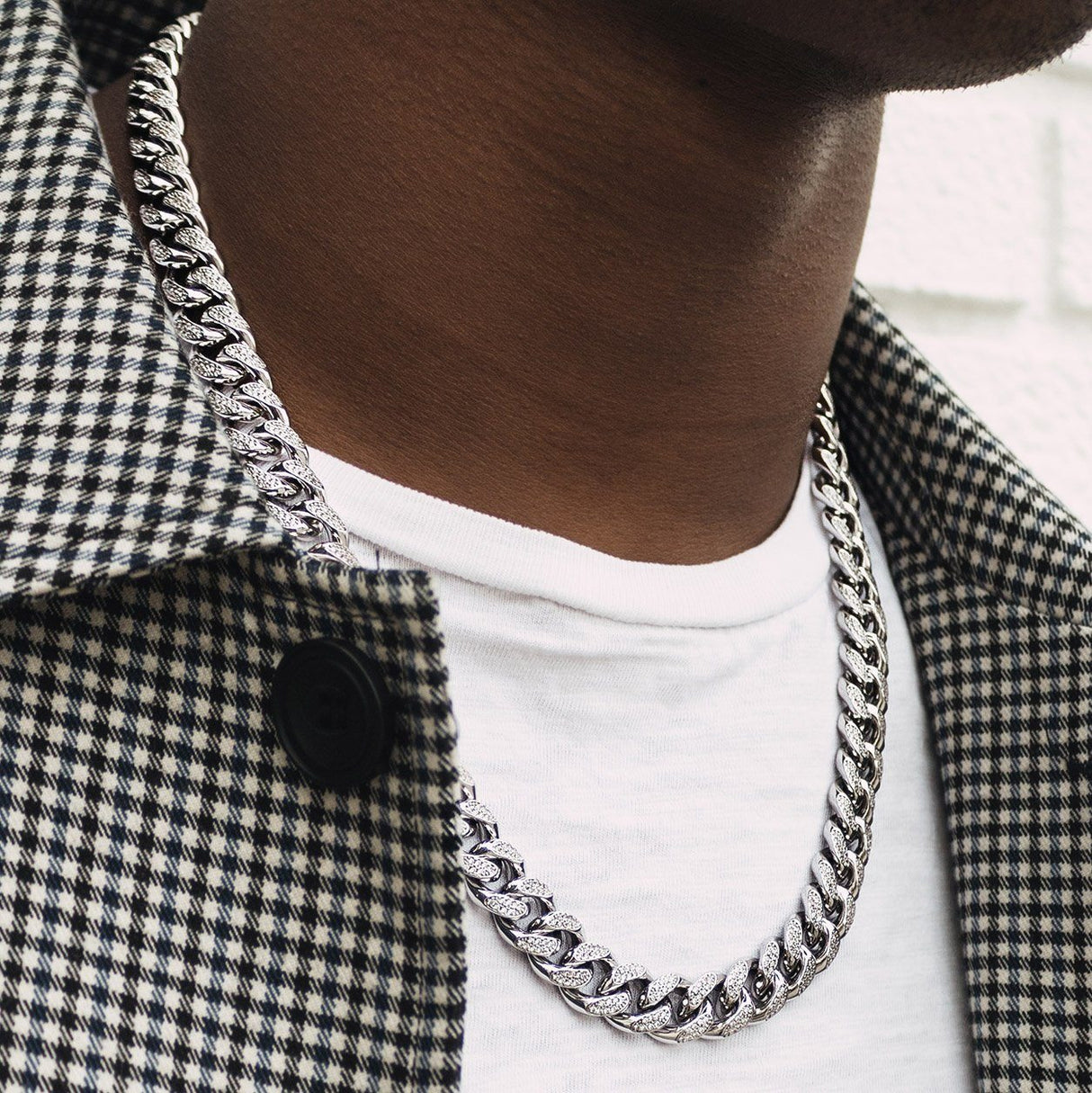 Diamond Cuban Link Chain in White Gold 10mm Lifestyle Look The Gold Gods