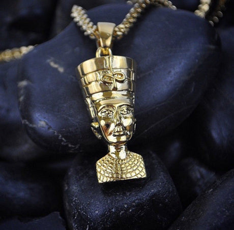 Nefertiti Gold Necklace Pendant & Franco Box Gold Chain Gold Golds front close up view
