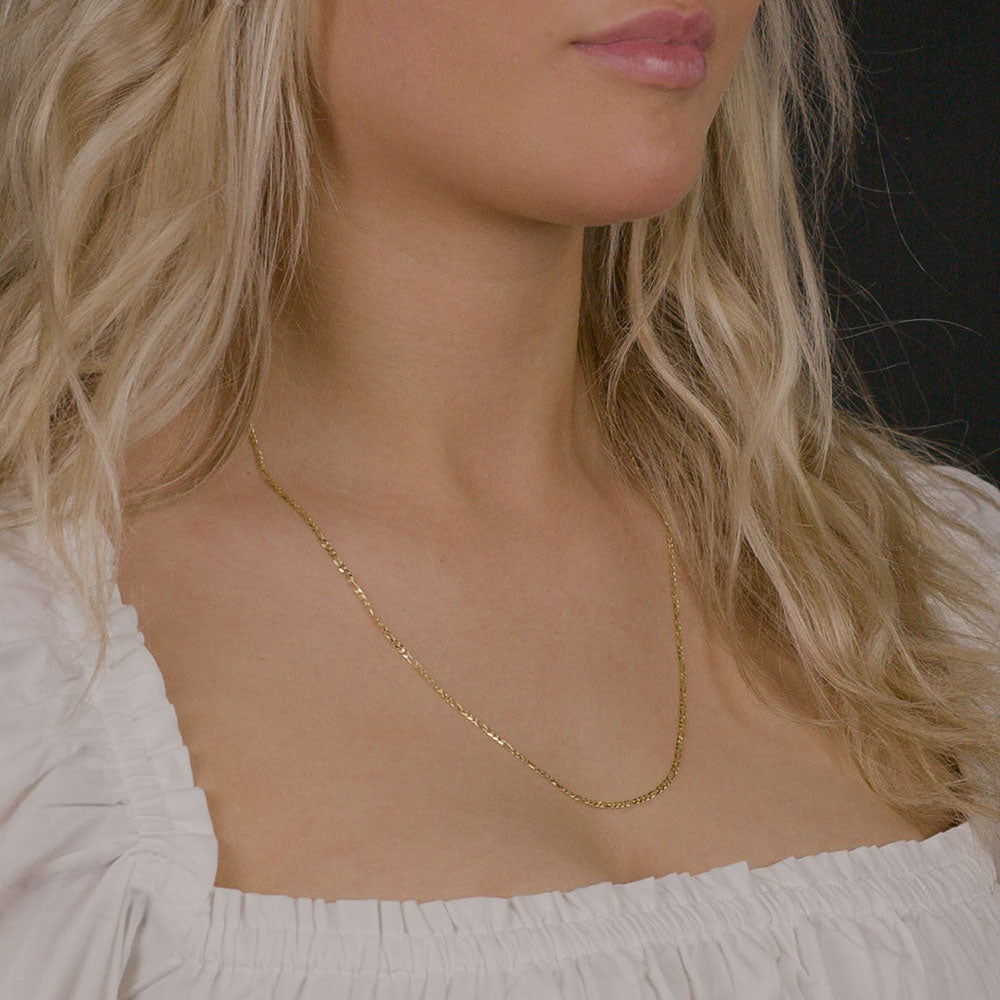 Women's Solid Gold Figaro Chain | The Gold Goddess