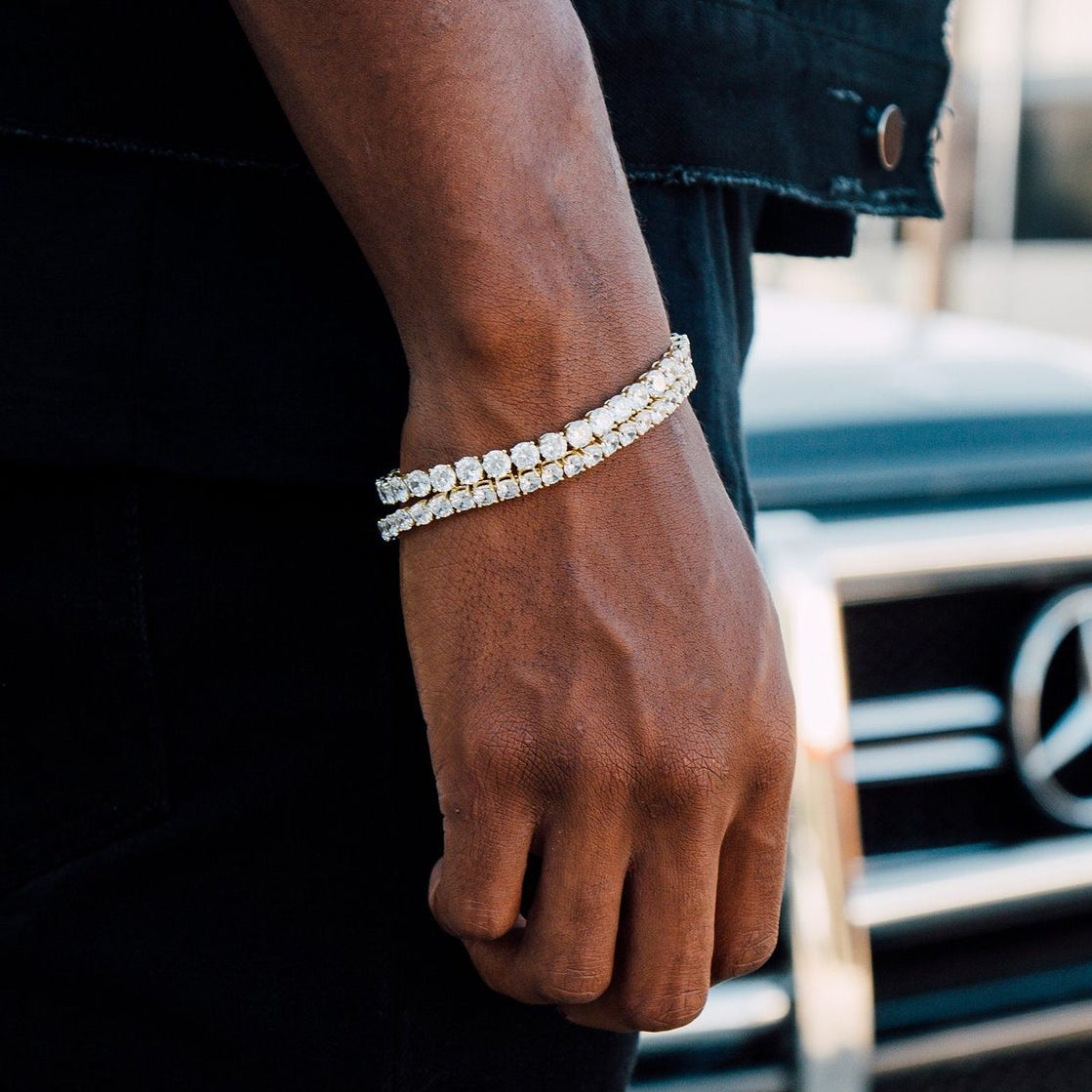 Diamond Tennis Bracelet in White Gold (6mm) lifestyle