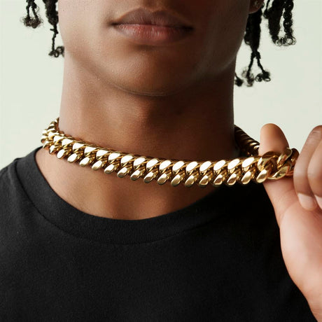Worn Success: How Gold Chains Became a Modern Power Signal