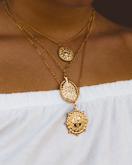 Women's Gold Necklaces