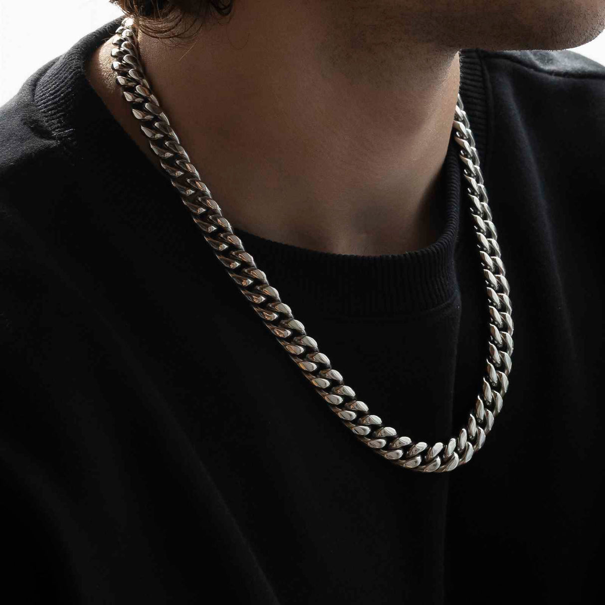 the-gold-gods-mens-jewelry-18k-white-gold-plated-cuban-link-chain