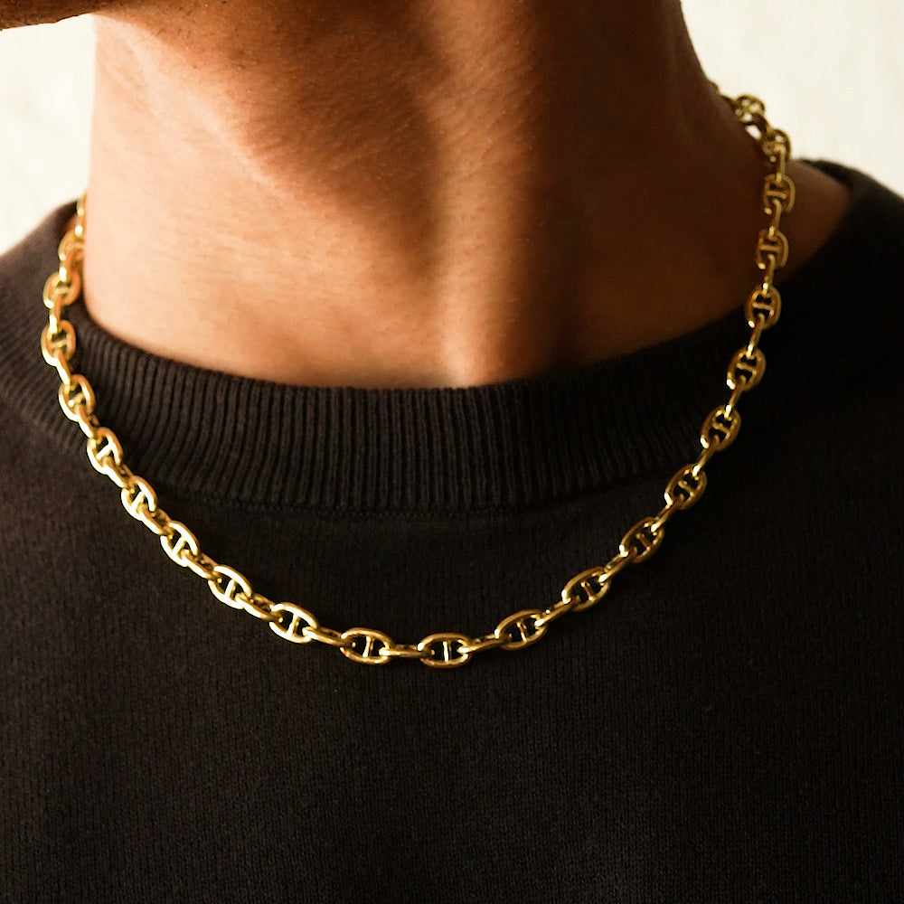 //thegoldgods.com/cdn/shop/files/vermeil-mariner-chain-the-gold-gods-mens-jewelry-2.jpg?v=1739202092