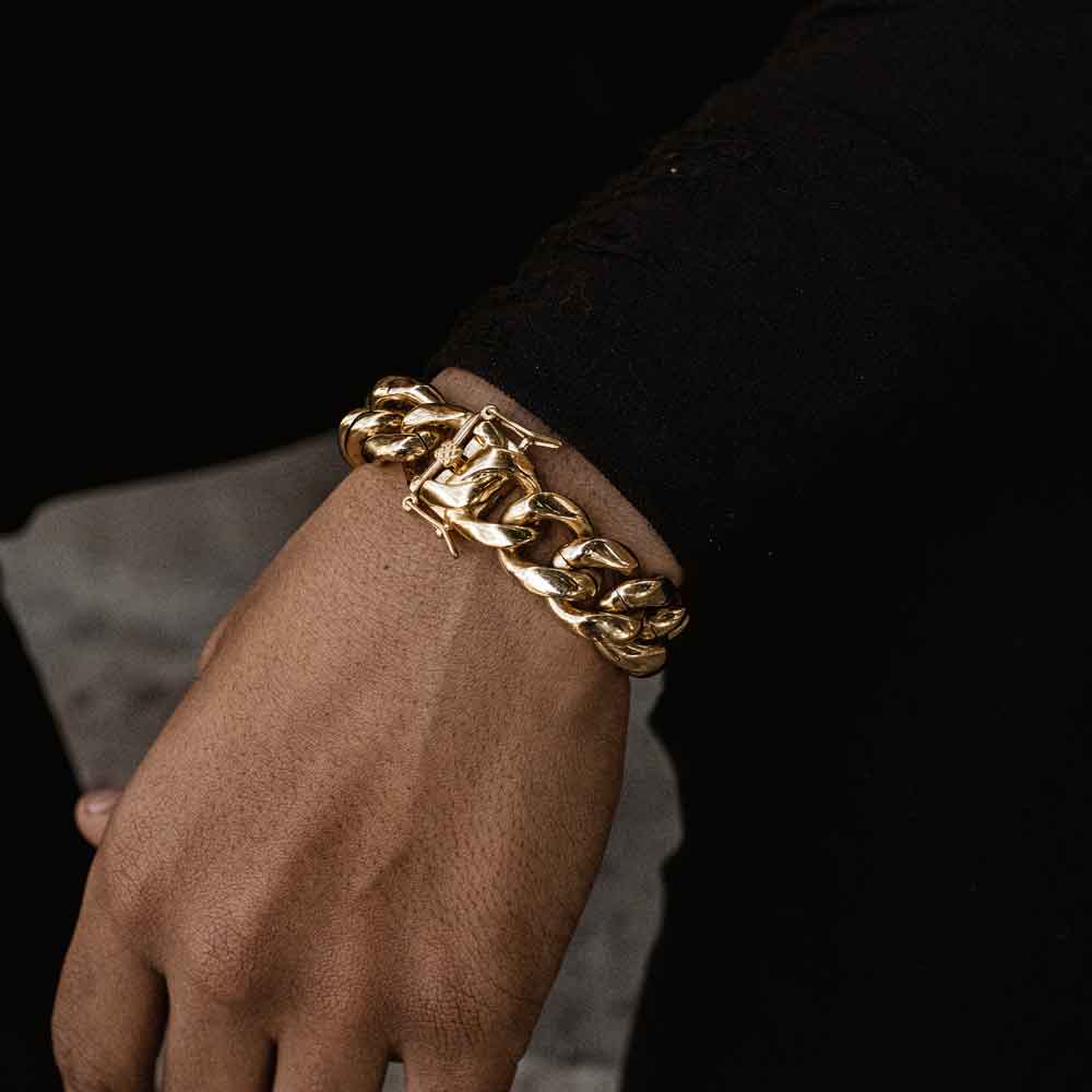 Miami Cuban Link Bracelet in Gold 10mm  The Gold Gods  The Gold Gods