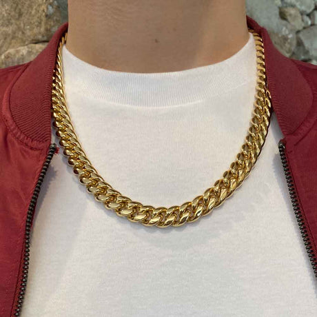 Miami Cuban Link Chain 10mm The Gold Gods lifestyle 2